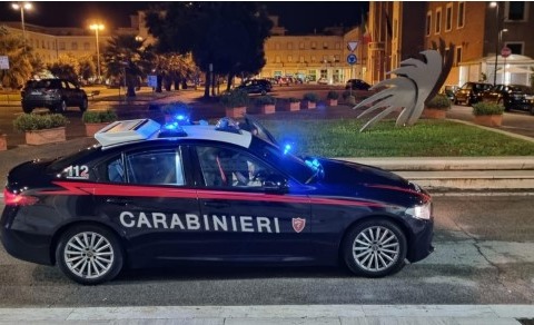 “Alto Impatto”, due denunce dei Carabinieri. Fermata una donna con un coltello a serramanico