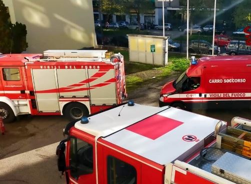 Fuga di gas, evacuato un supermercato in via Carroceto