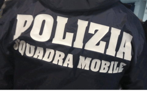 Droga, denunciato dalla polizia un 40enne