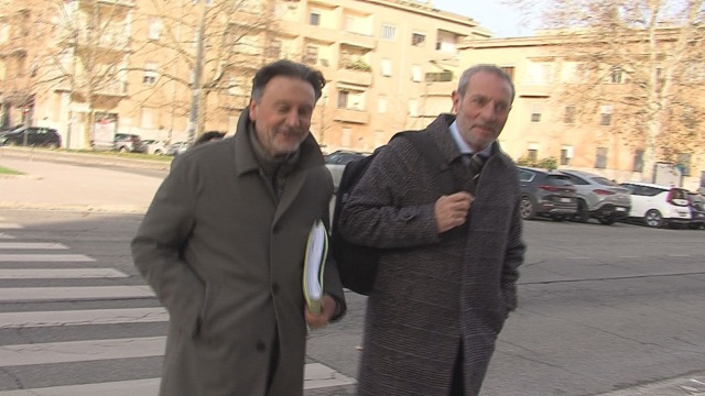 L’inchiesta sui chioschi, tutto rinviato per la richiesta di ricusazione del giudice Cario