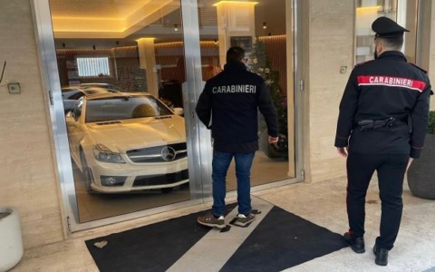 Autoriciclaggio, sequestro da 9 milioni di euro tra il capoluogo, Anzio e Roma. Sigilli anche a Vip Motors. VIDEO