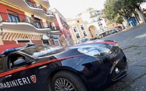 Continua a perseguitare la ex compagna, arrestato dai Carabinieri un uomo di 58 anni