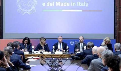 Stellantis conferma gli impegni per l’Italia, nuovi modelli e più produzione anche a Piedimonte San Germano