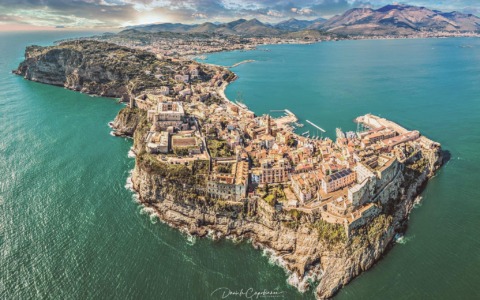 Gaeta ha ufficialmente presentato la propria candidatura a Capitale Italiana del Mare 2026 