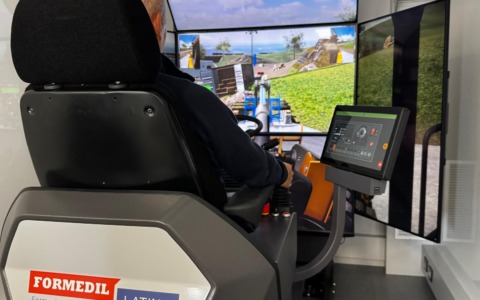 Istituto Fermi-Filangieri, Open Day speciale in piazza