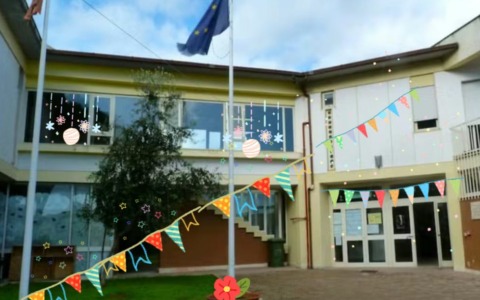 Scuola chiusa per danni da maltempo, la mobilitazione delle docenti