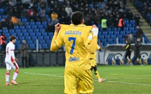 Il Frosinone Campione d’Inverno dopo la vittoria contro il Catanzaro (2-0)
