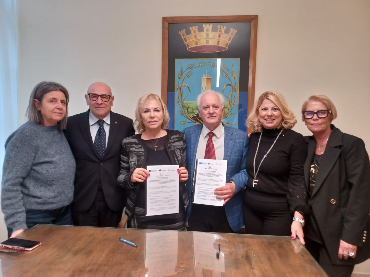 Alloggi per il “Dopo di noi” all’ex Albergo Pontino, i sindaci Celentano e Tombolillo siglano gli accordi di cooperazione