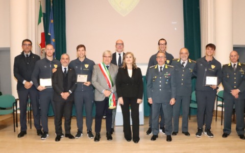 Fiamme Gialle, premiati i Campioni del Mondo del quattro di coppia