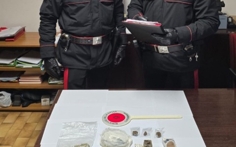 Spaccio di droga, arrestato giovane pusher