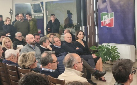 Alessandro Di Tommaso si candida a sindaco, con lui Forza Italia. Fazzone: “E’ l’uomo giusto per la città, lo appoggiamo”