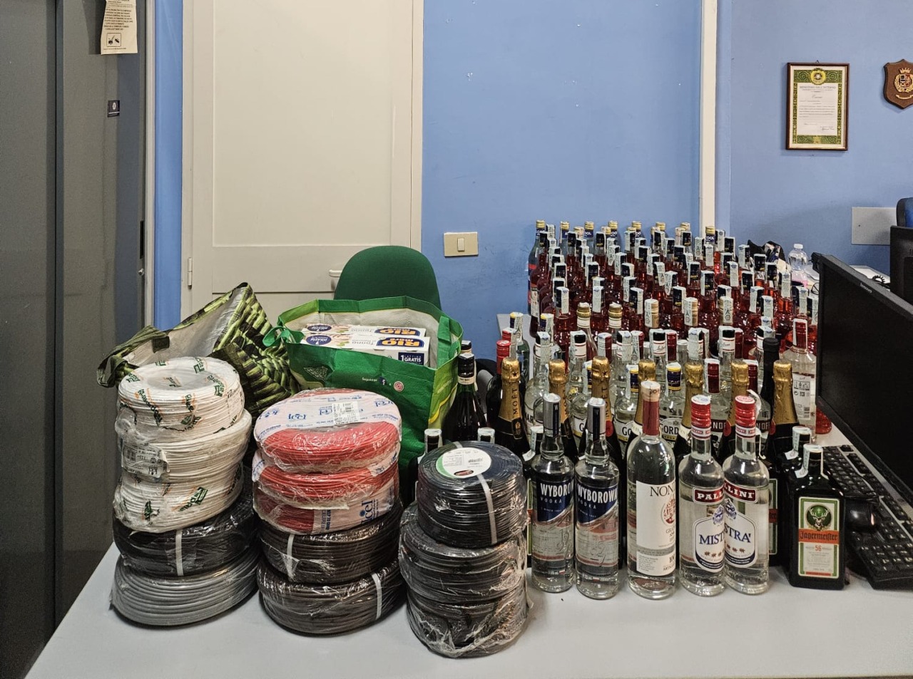 Controlli nelle “zone rosse”, due persone denunciate per ricettazione