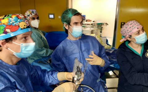 All’ospedale Spaziani eseguito per la prima volta un intervento neurochirurgico con approccio transorbitale multiportale