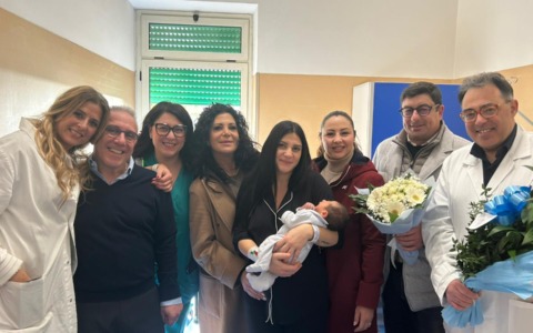 Il Sindaco ha fatto visita ai piccoli nati del reparto “Ostetricia e Ginecologia” dell’ospedale Dono Svizzero