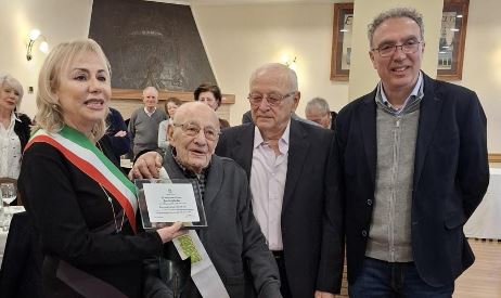 I 100 anni di Renato Alberton, gli auguri del sindaco Celentano