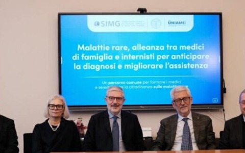 Medici di base e internisti uniti per le malattie rare, accordo Simg-Simi-Uniamo