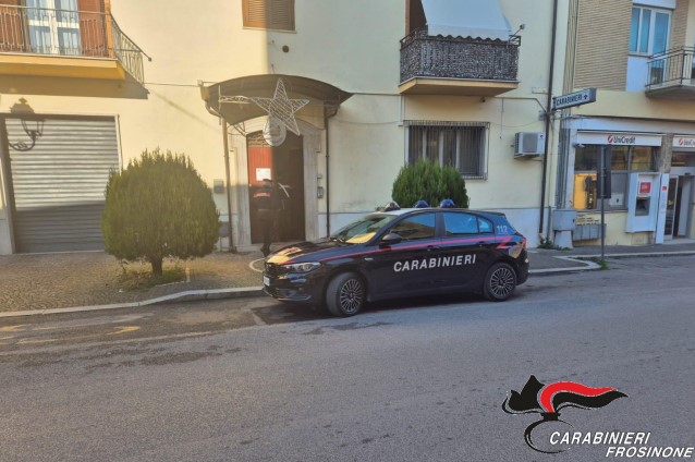 Danneggiamenti in piazza la notte di Capodanno, chiuse le indagini