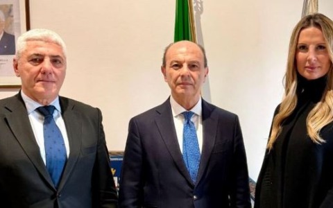 Comune, si’ e’ dimesso l’Assessore Vicano. Entrano in giunta Sulli e Spaziani Testa