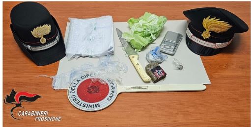 Spaccio di droga, due uomini arrestati dai Carabinieri