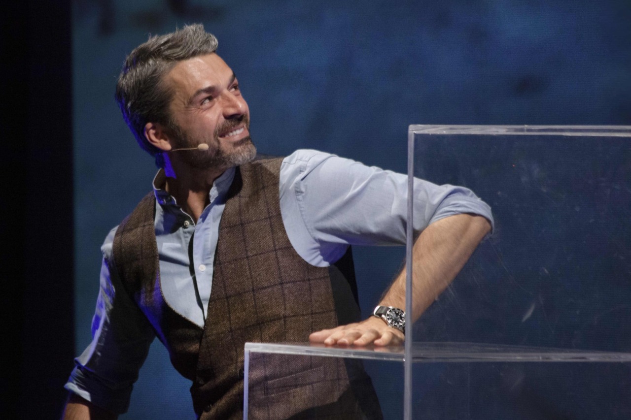 Al Teatro D’Annunzio Luca Argentero in “È questa la vita che sognavo da bambino?”