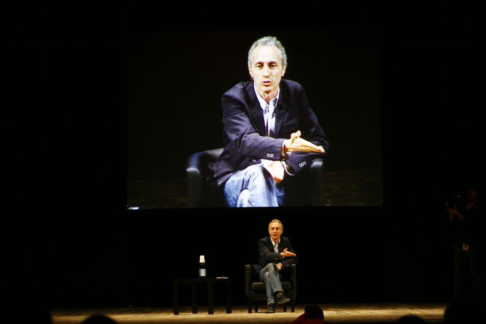 Furto al D’Annunzio, la Celentano: “Ho chiesto scusa a Travaglio, l’episodio non ci rappresenta”