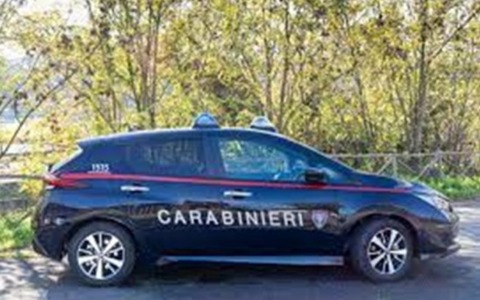 Abbandono di rifiuti speciali, denunciato dai Carabinieri