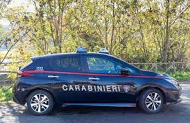 Abbandono di rifiuti speciali, denunciato dai Carabinieri