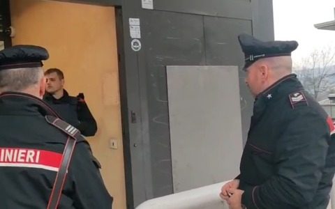 Colpo alla BCC, fatto esplodere il bancomat