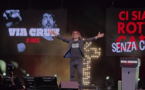 Grande successo per lo spettacolo di Giuseppe Cruciani. L’INTERVISTA