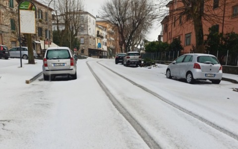 Maltempo, eccezionale grandinata a Sezze a al Circeo