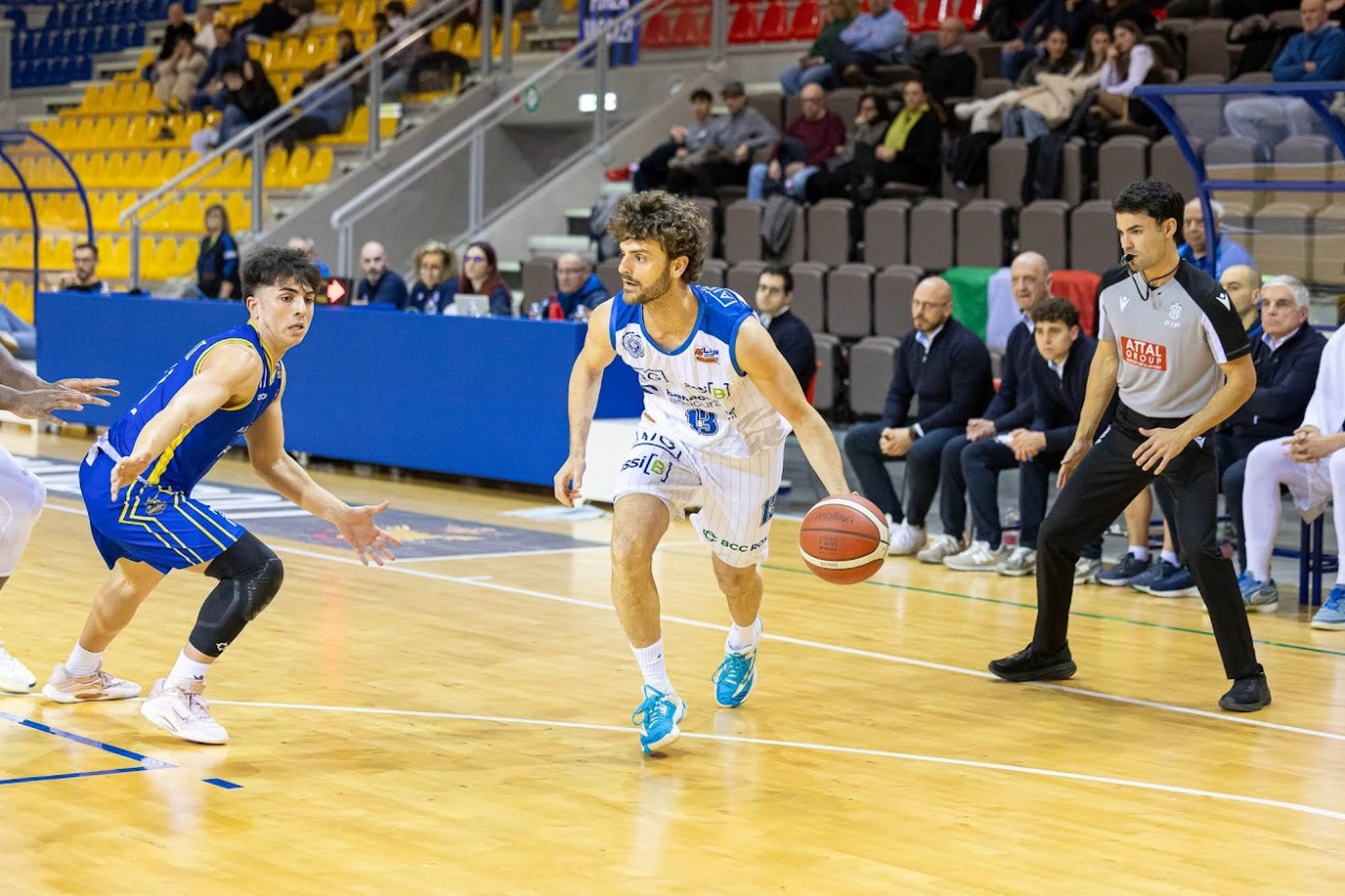 Benacquista Latina – Nocera 86-80. Sesta vittoria consecutiva