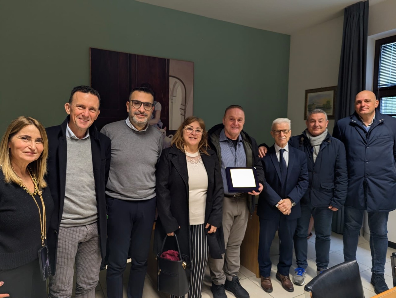 Riconoscimento simbolico al Sovrintendente Capo Domenico Catena