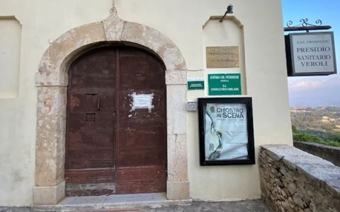 Infermiera aggredita al poliambulatorio, denunciato un uomo