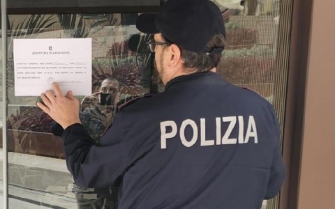 Locale chiuso per 15 giorni per irregolarità e violenze
