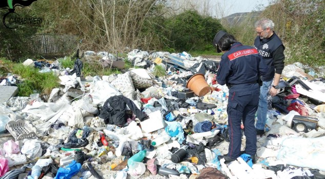 Sequestrata discarica abusiva, si cercano i responsabili