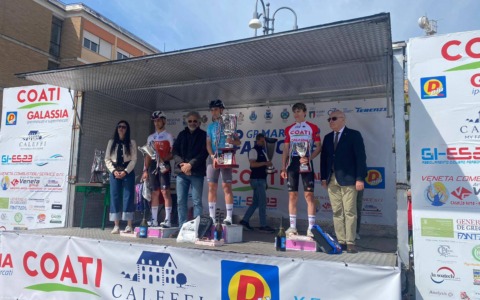 GP Falcone, vince Alessandro Battistoni. Caduta a 50 metri dall’arrivo