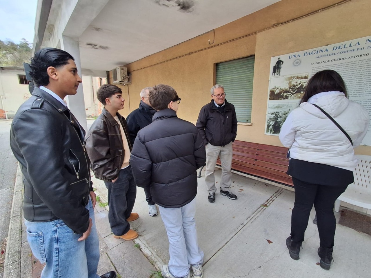 Gli studenti di Borgo Hermada a Duino Aurisina per il progetto “Donne, Ženske, Woman, Femine”: una settimana di eventi tra generazioni, luoghi e comunità