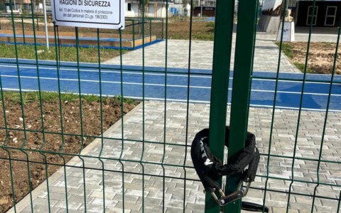 Cancello forzato al centro sportivo Vincenzo D’Amico, il Comune rassicura