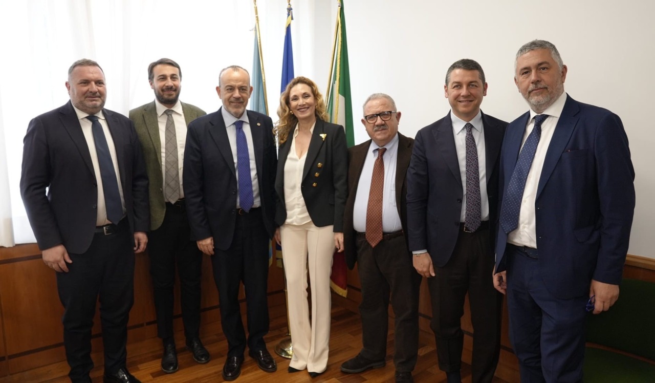 Firmato il protocollo tra il Difensore civico regionale e l’Anci Lazio