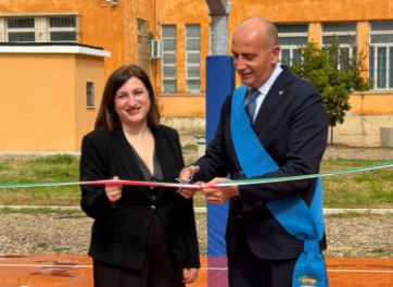 Istituto Vittorio Veneto, inaugurata la riqualificazione delle aree esterne. LE INTERVISTE