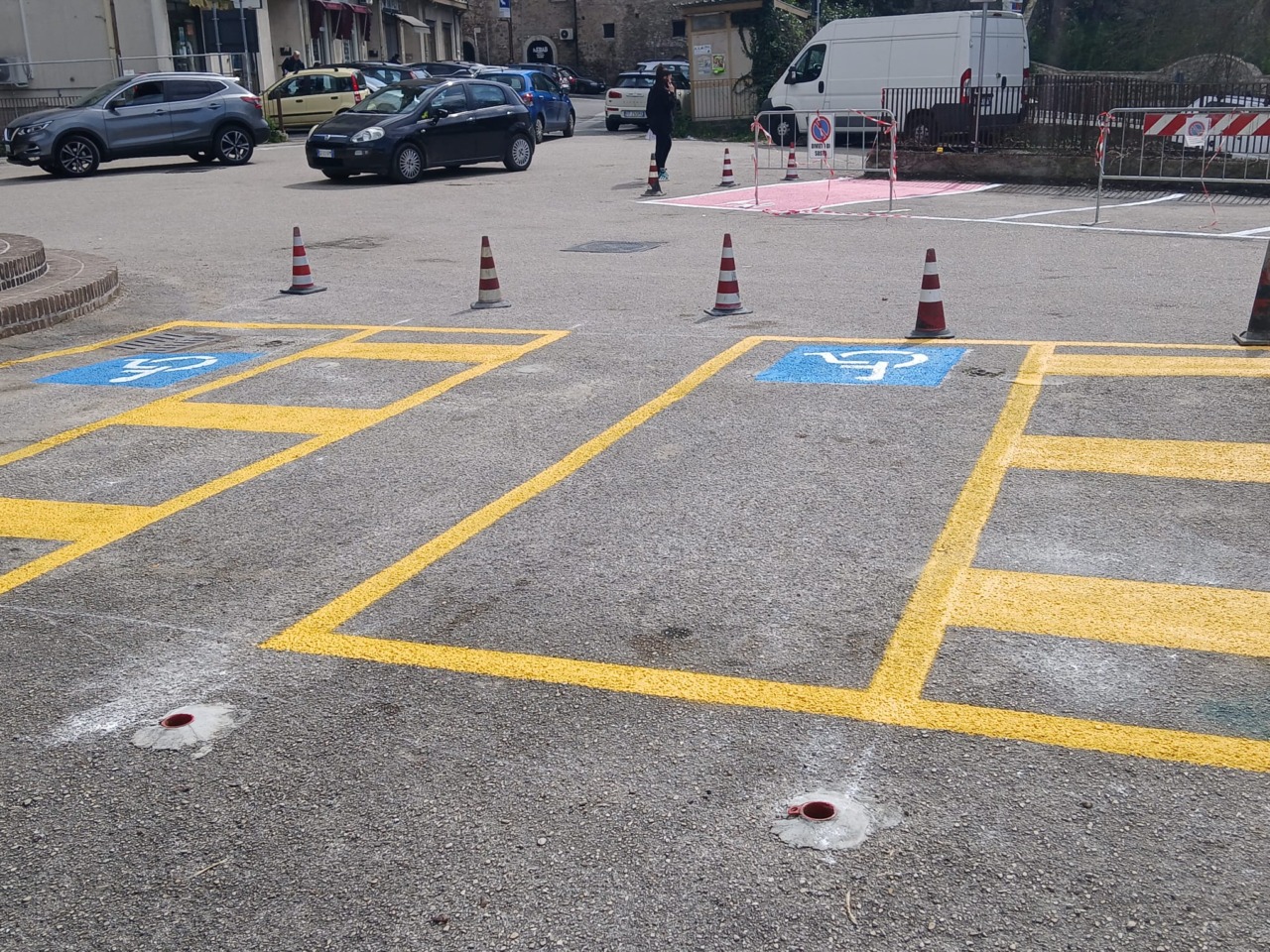 Completata la segnaletica dell’area esterna della futura Casa della Comunità