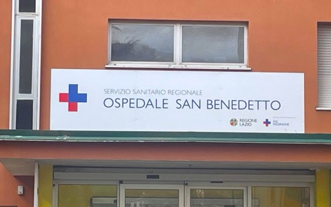 Rarissimo tumore all’intestino operato al San Benedetto