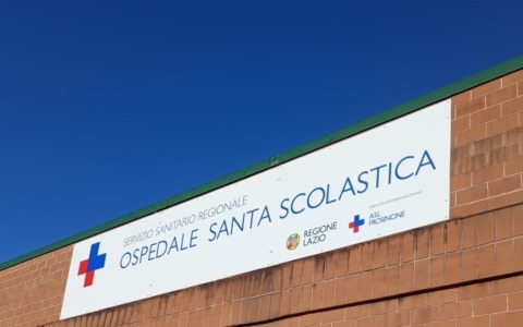 Accusa un malore dopo la dialisi in ospedale, muore uomo di 72 anni. La nota della ASL