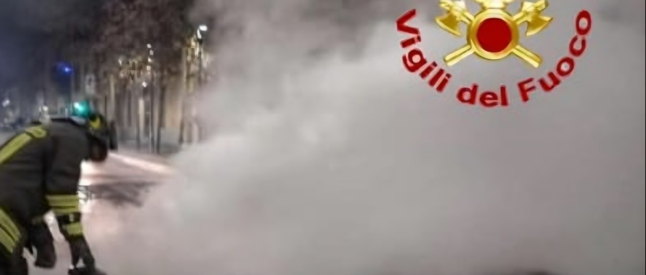 Frosinone – Pescara, due Vigili del Fuoco colpiti da un petardo