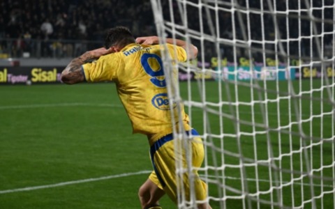 Il Frosinone rallenta. Con il Pescara finisce 2 a 2