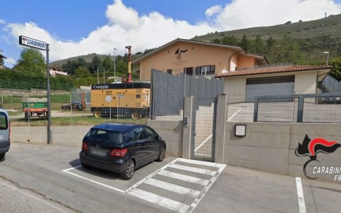 Resistenza a pubblico ufficiale e lesioni personali aggravate, arrestato