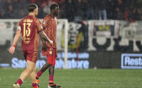 Palo di Sylla a porta vuota nel finale, Latina sconfitto in casa dal Catania (0-1)