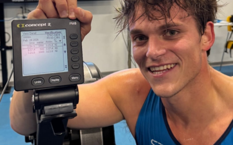 Andrea Panizza sul tetto del Mondo. Esultano le Fiamme Gialle