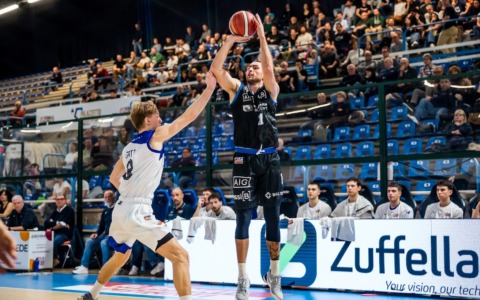 Benacquista Latina, settima vittoria consecutiva