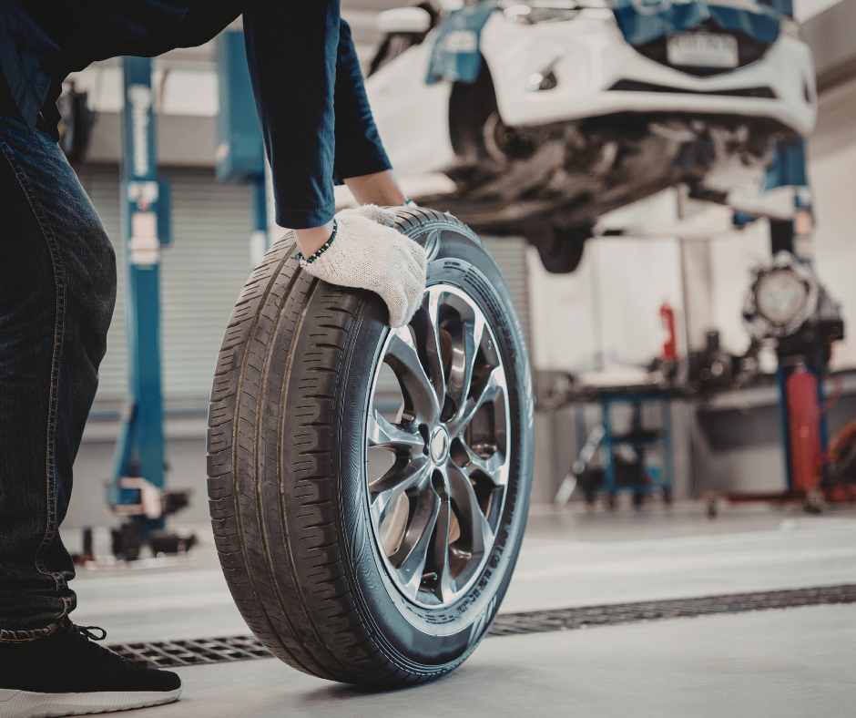 Sempre più auto sulle strade, ma le autofficine continuano a scomparire